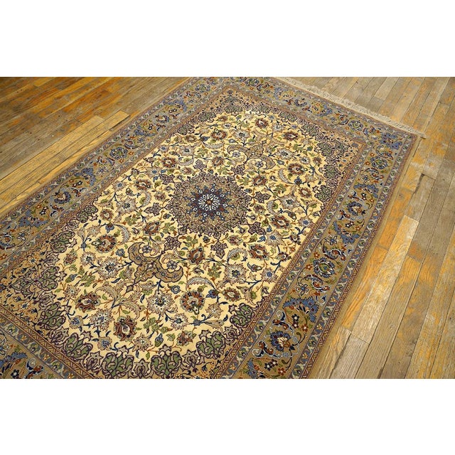 Persian 1940s Small Ivory Medallion Floral Mid Century Isfahan Handknotted Wool Rug For Sale - Image 3 of 6