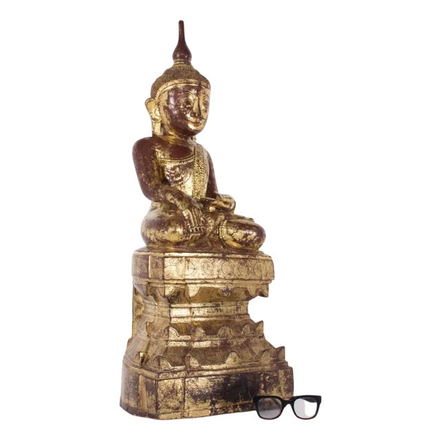 Konbaung Maravijaya Birman Buddha, 1800s, Lacquered Wood For Sale