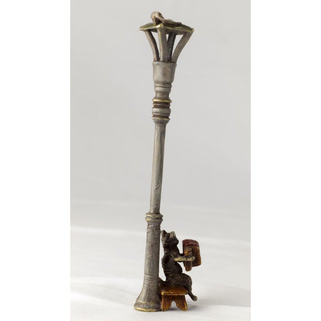 Charming scene of a Cat playing the bandoneon while a mouse sits atop the streetlight, nice viennese Coldpainted bronze by...