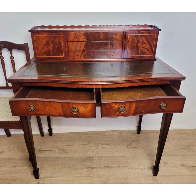 Mid-Century Modern Vintage Ladies Writing Desk, 1950s For Sale - Image 3 of 18