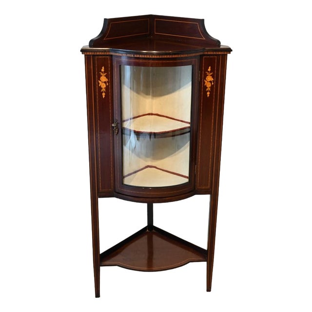 Edwardian Corner Cabinet Bow Front in Mahogany, 1890s For Sale