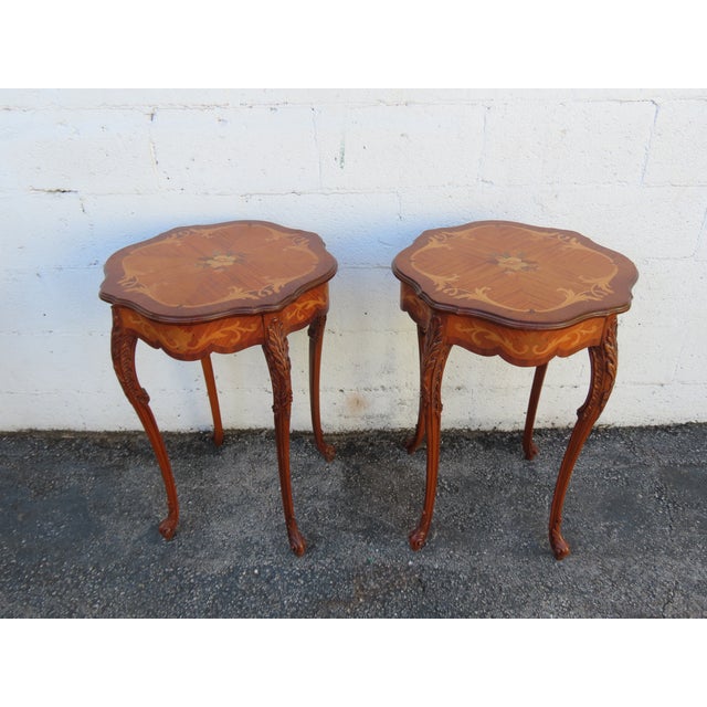 Wood Early 1900s French Carved Inlay Round Side End Tables a Pair 6375a For Sale - Image 7 of 14