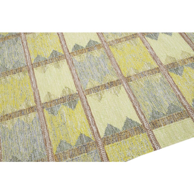 Modern Scandinavian Yellow and Gray Handmade Geometric Room SizeWool Rug For Sale In New York - Image 6 of 10