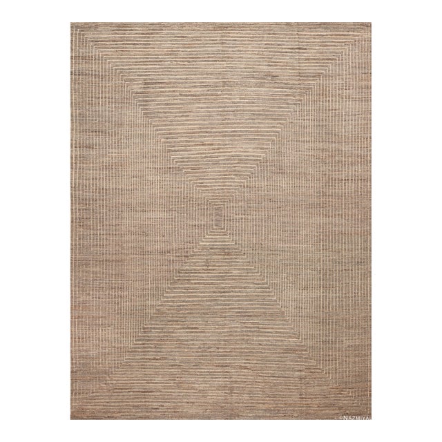 Nazmiyal Collection Modern Rug For Sale