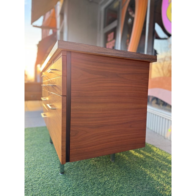 Mid-Century Modern 7 Drawer Executive Sideboard File by Stow Davis For Sale - Image 13 of 13