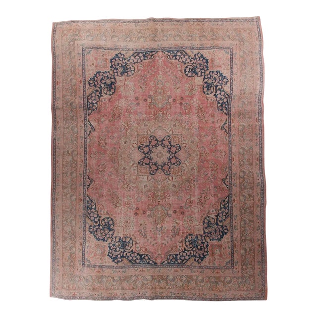 Vintage Pastel Light Pink Floral Design Rug For Sale