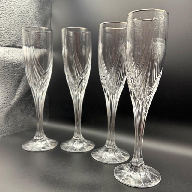 Lenox Late 20th Century Lenox "Debut Platinum" Optic Crystal Flutes (Set of 4) For Sale - Image 4 of 9