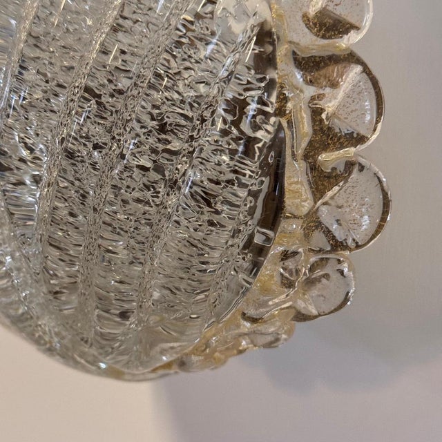 Single Leaf Sconce in Pulegoso Glass with Gold Accents attributed to Barovier & Toso, 1950s For Sale - Image 15 of 18