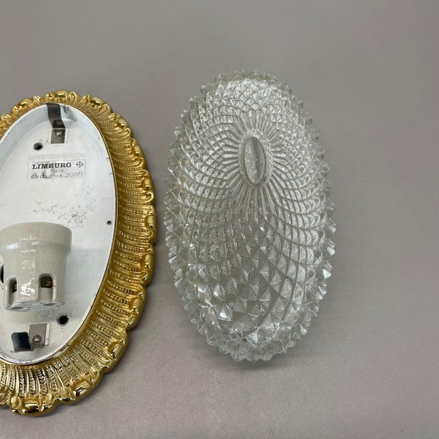 Gold Tone Glass Wall Light from Glashütte Limburg, 1970s For Sale - Image 10 of 17