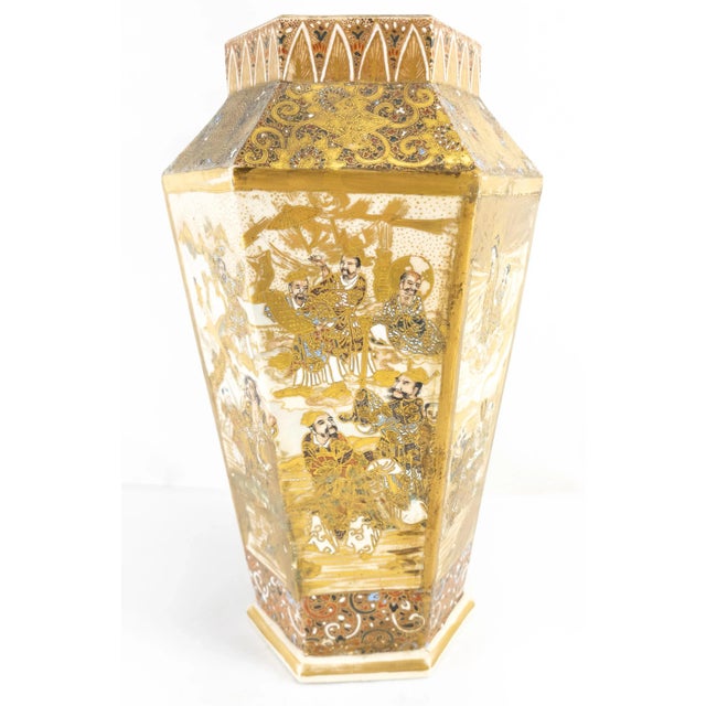 Japanese 19th Century Japanese Satsuma Faceted Vase With Figures and Gilding For Sale - Image 3 of 13