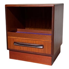Bedside Table Mid-Century Modern Fresco Nightstand in Teak from G-Plan For Sale
