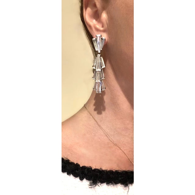Diamond-Esque Crystal Dangle Earrings Art Deco Style, Pair For Sale In New York - Image 6 of 10