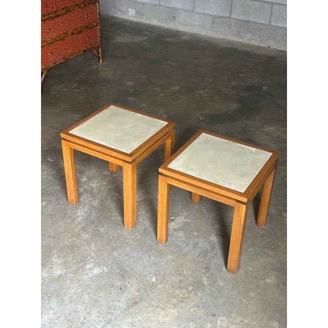 Probber Inc. 1950s Harvey Probber End Tables in Mahogany and Enamel, Unmarked- A Pair For Sale - Image 4 of 12