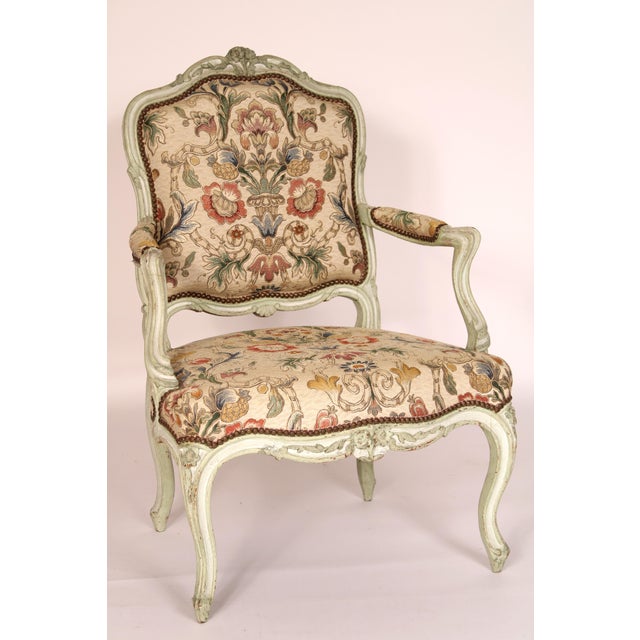 Late 19th Century Pair of Antique Painted Louis XV Style Armchairs For Sale - Image 5 of 14