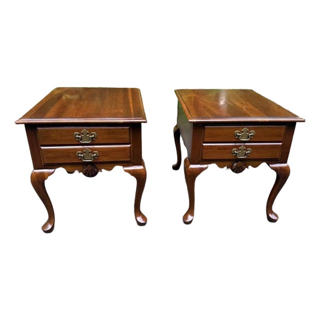 Late 20th Century Pair of Queen Anne Style 1 Drawer Side Tables/ Nightstands For Sale