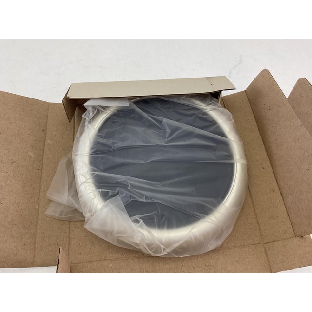 1970s Quality Tarnish-Proofed Round Silver Plated Photo Frame, Plain For Sale - Image 5 of 9