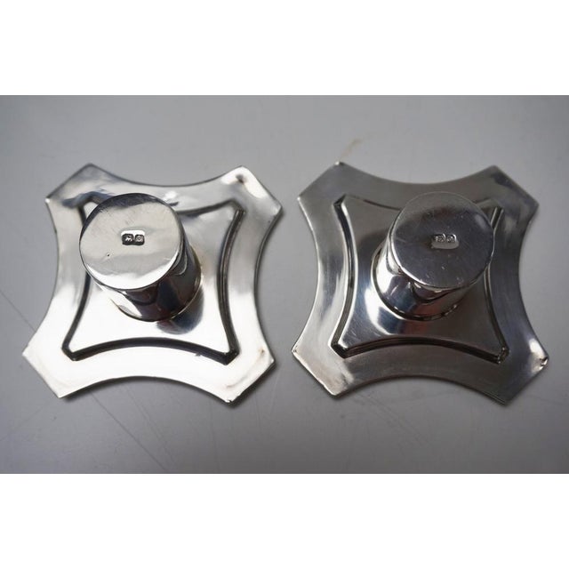 Neoclassical Sterling Silver Column-Form Candleholders Birmingham by Bayliss and Coulthard, 1913, Set of 2 For Sale - Image 11 of 16