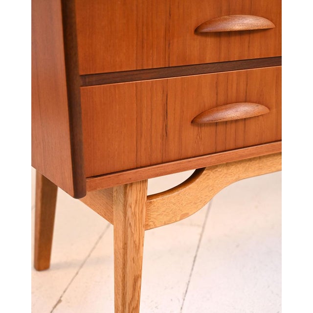 Brown Danish Highboard in Teak and Mahogany, 1950s For Sale - Image 8 of 14