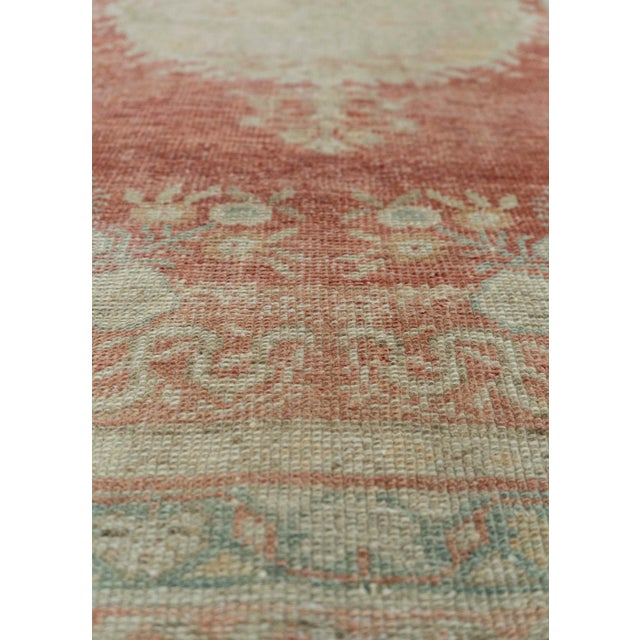 Turkish Turkish Vintage Rug 2'10" x 5'6" #20550 For Sale - Image 3 of 8