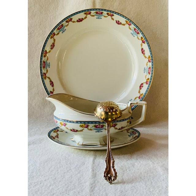 1920s English Bone China Gravy Boat and Chop Plate - 3pcs For Sale - Image 13 of 17