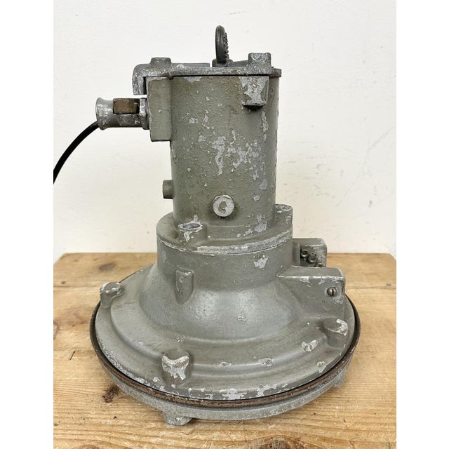 Industrial Grey Cast Aluminium Pendant Light, 1960s For Sale - Image 11 of 18