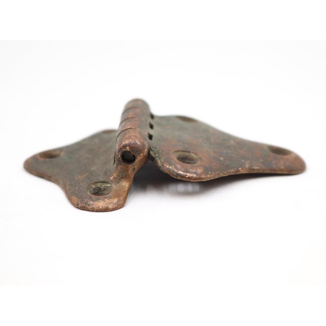 Traditional Antique Butterfly Copper Bronze Offset Ice Box Hinge For Sale - Image 3 of 6