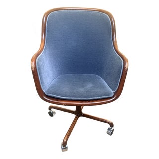 Ward Bennett for Brickel Associates High Back Executive Office Chair in Mahogany Lacquered Ash, Circa 1975 For Sale