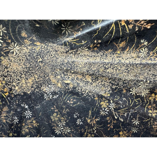 Victorian Papier Mache Crumber: Lacquered Clamshell Tray, Floral Decor For Sale - Image 6 of 9