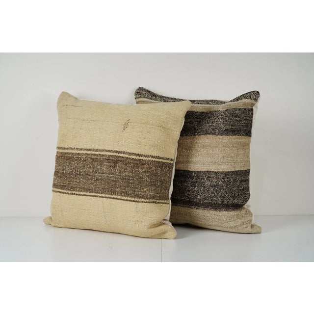 Mid-Century Modern Turkish Kilim Pillow Cover - A Pair For Sale - Image 3 of 4