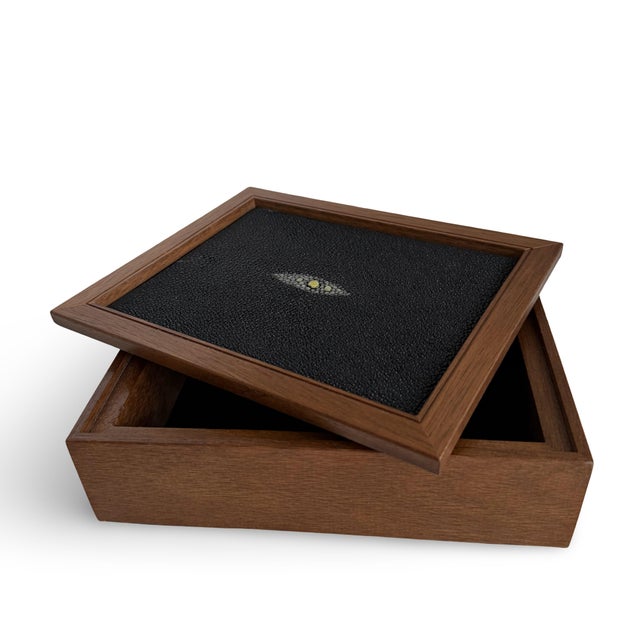 Mid-Century Modern Black Stingray Shagreen & Wood Decorative Box For Sale - Image 4 of 12
