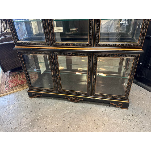 1980s Drexel Heritage Chinoiserie Pagoda Top Curio Display Chairish