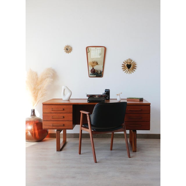 Freestanding Scandinavian Desk in Teak from Dyrlund, 1960s For Sale - Image 15 of 18