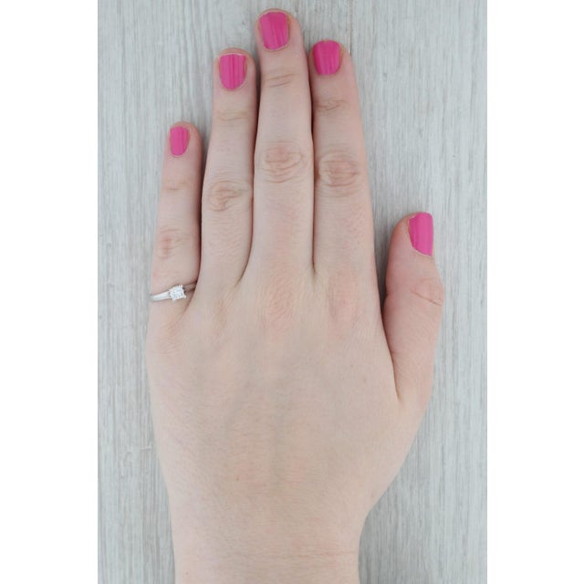 Silver 0.47ct Princess Diamond Solitaire Engagement Ring 18k White Gold Size 6.75 For Sale - Image 8 of 8