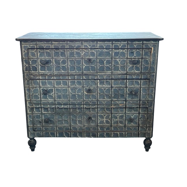 Antique Italian Chest of Drawers in Painted Walnut For Sale - Image 9 of 18