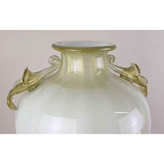 Murano Amphora Vase attributed to Gabbiani Venice, Italy, 2000s For Sale - Image 14 of 18