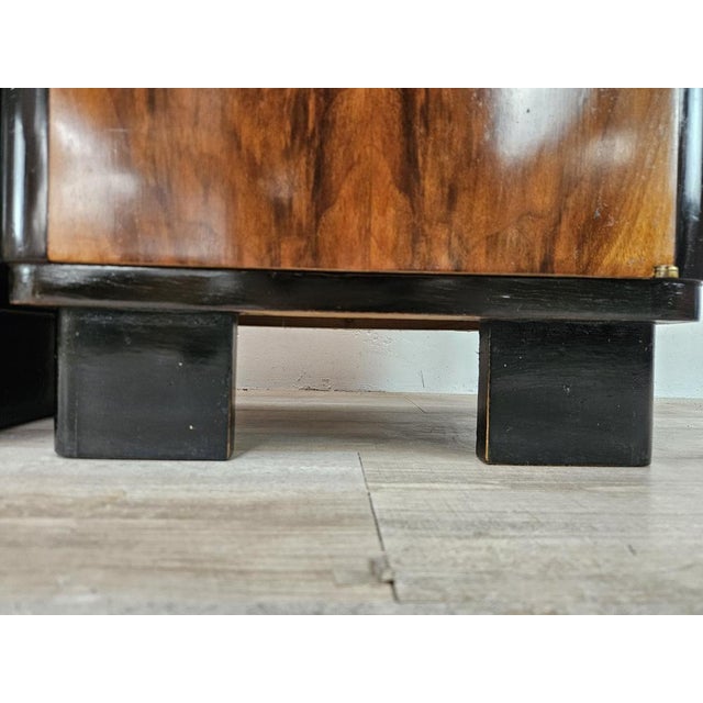 Art Deco Bedside Tables in Walnut Burl with Pink Glass Tops, 1940, Set of 2 For Sale - Image 14 of 16