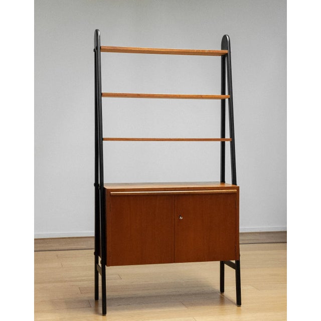 Black Vintage Shelfs in Teak with Black Lacquered Stands, 1950s For Sale - Image 8 of 9