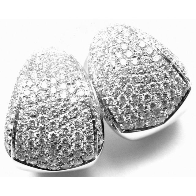 2010s Damiani Da Definire 18k White Gold 3.09ct Diamond Earrings. Retail: $22,900, Pair For Sale - Image 5 of 12