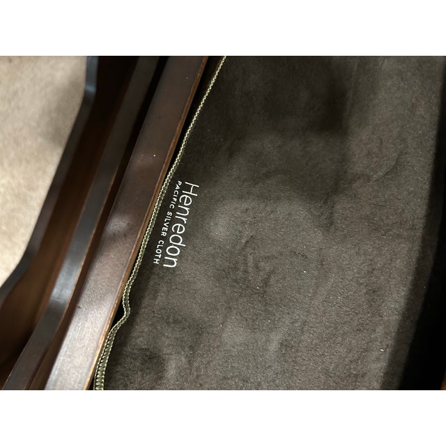 1970s Henredon “Scene One” Walnut China/Display & Buffet Cabinet For Sale In Dallas - Image 6 of 7