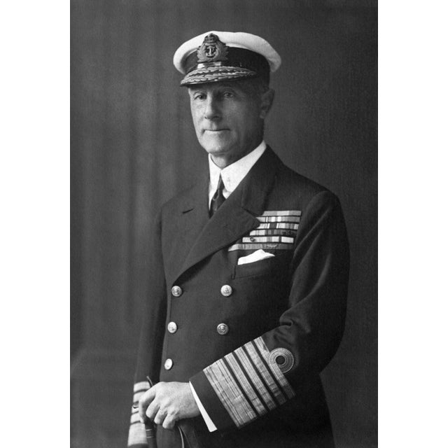 Blue 1918 Royal Staffordshire Admiral Jellicoe Toby Jug For Sale - Image 8 of 8