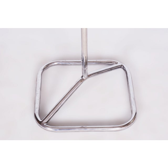 1930s Bauhaus Coat Hanger in Chrome-Plated Steel, Czechia, 1930s For Sale - Image 5 of 8