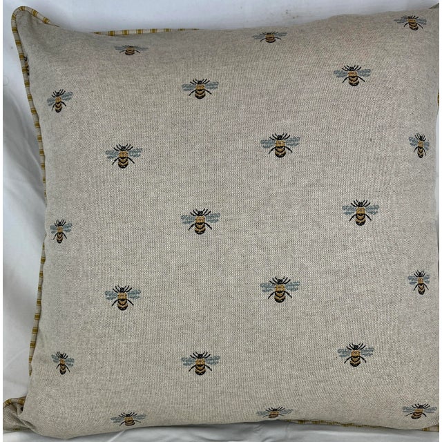 20" Square Decorative Throw Pillow Featuring a Pattern Made Up of Stately Bees in Flight - Made in the U K For Sale - Image 4 of 11