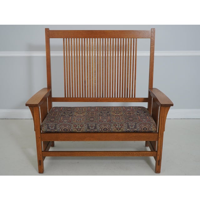 Age: C.1997 Details: Finish no.35 Wood Gallery Top High Quality Construction Oak Arts & Crafts Style Mortise & Tenon...