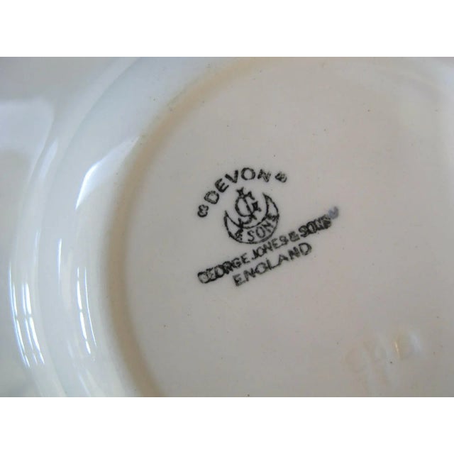 Devon English George Jones Botanical Flower Majolica Bowls - Set of 6 For Sale In Portland, OR - Image 6 of 7