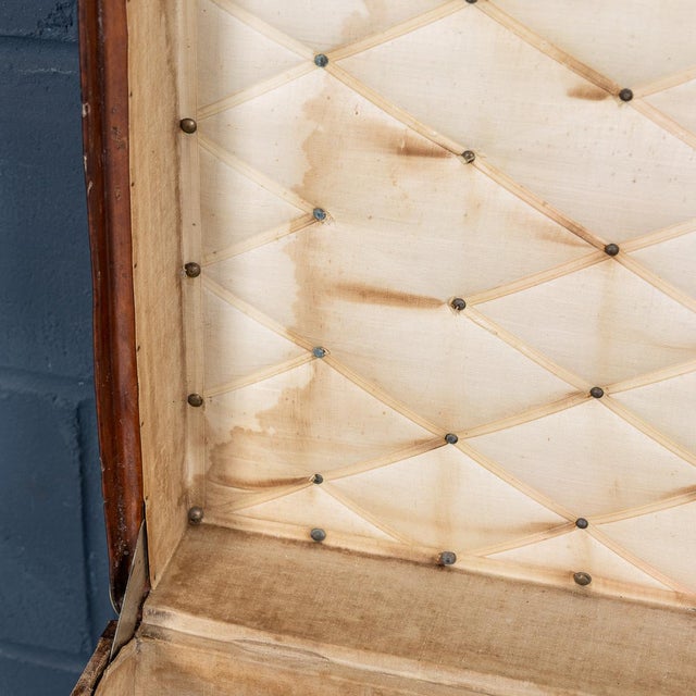 Antique French Hat Trunk in Woven Canvas, 1896 For Sale - Image 18 of 18