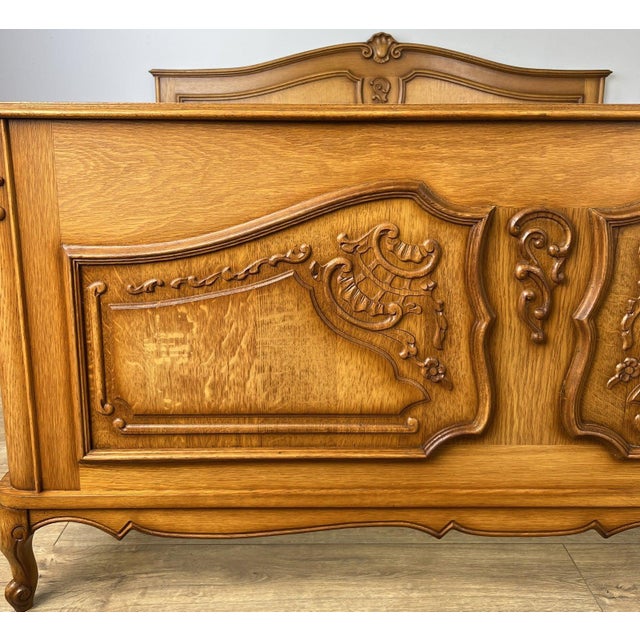 Vintage Louis XVI French Double Frame with Carved Headboard For Sale - Image 5 of 10