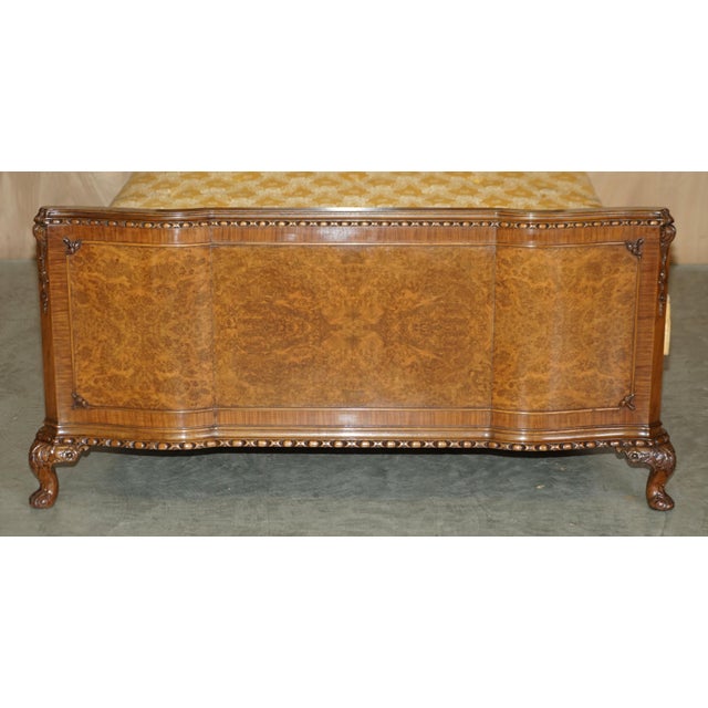Burr Walnut Bed by Waring & Gillows for Harrods London, 1950s For Sale - Image 3 of 18