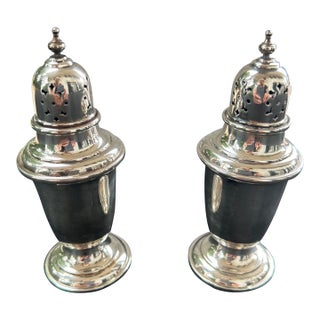 Pair of 1980s Vintage Sterling Silver Salt and Pepper Shakers For Sale