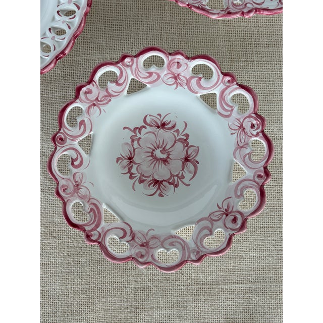 Ceramic Vintage Hand Painted Pink & White Wall Plate Set by Vestal Alcobaca Portugal For Sale - Image 7 of 11