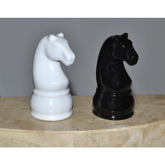 Mid-Century Modern Chess Mates Black White Knight Pieces Salt and Pepper Shaker- a Pair For Sale In Miami - Image 6 of 13
